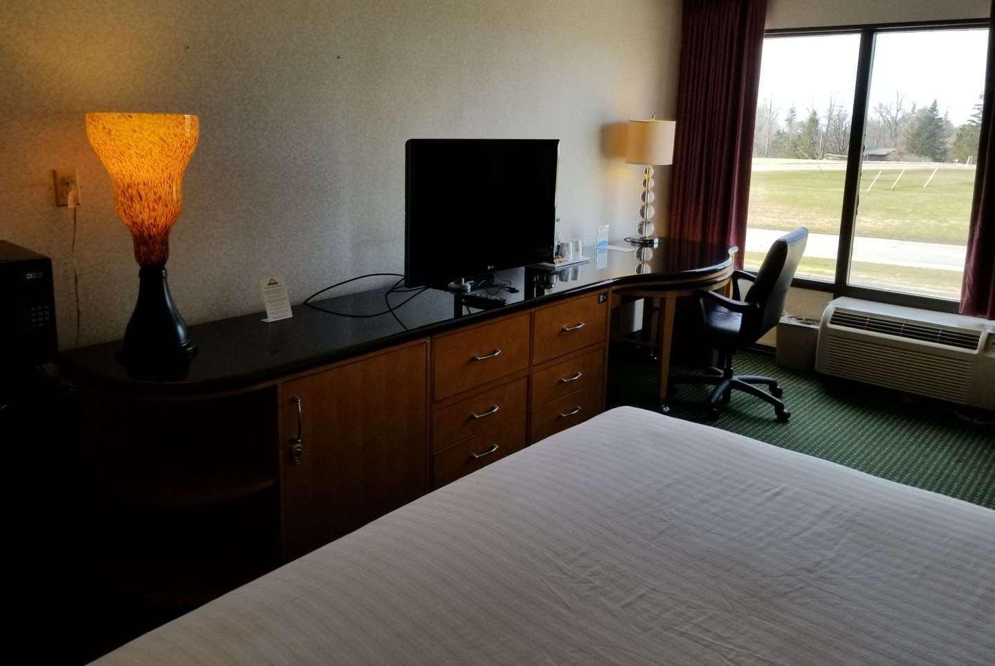 Clarion Pointe Near Erie Casino Hotel Kearsarge Kültér fotó